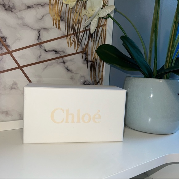 Chloe Sunglasses with Case main image 6